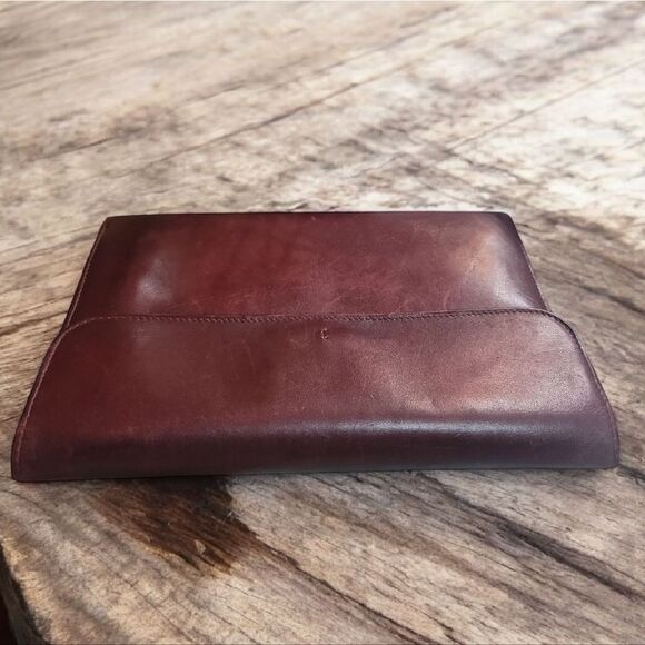 Bally Leather VINTAGE Clutch In Preloved Condition - Picture 3 of 11
